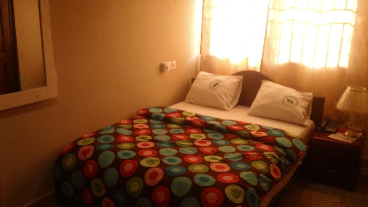Mama Lee'S Lodge Yamoransa Zewnętrze zdjęcie